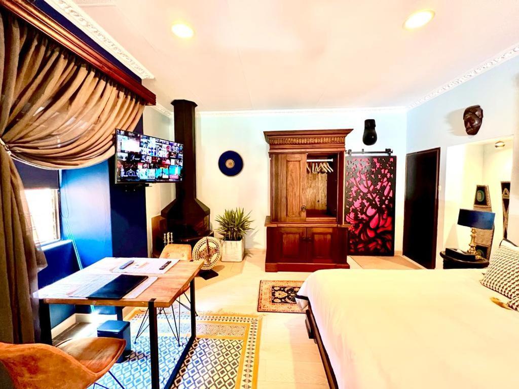 Forty 4 On Hoog โพเลอกวาเน ภายนอก รูปภาพ